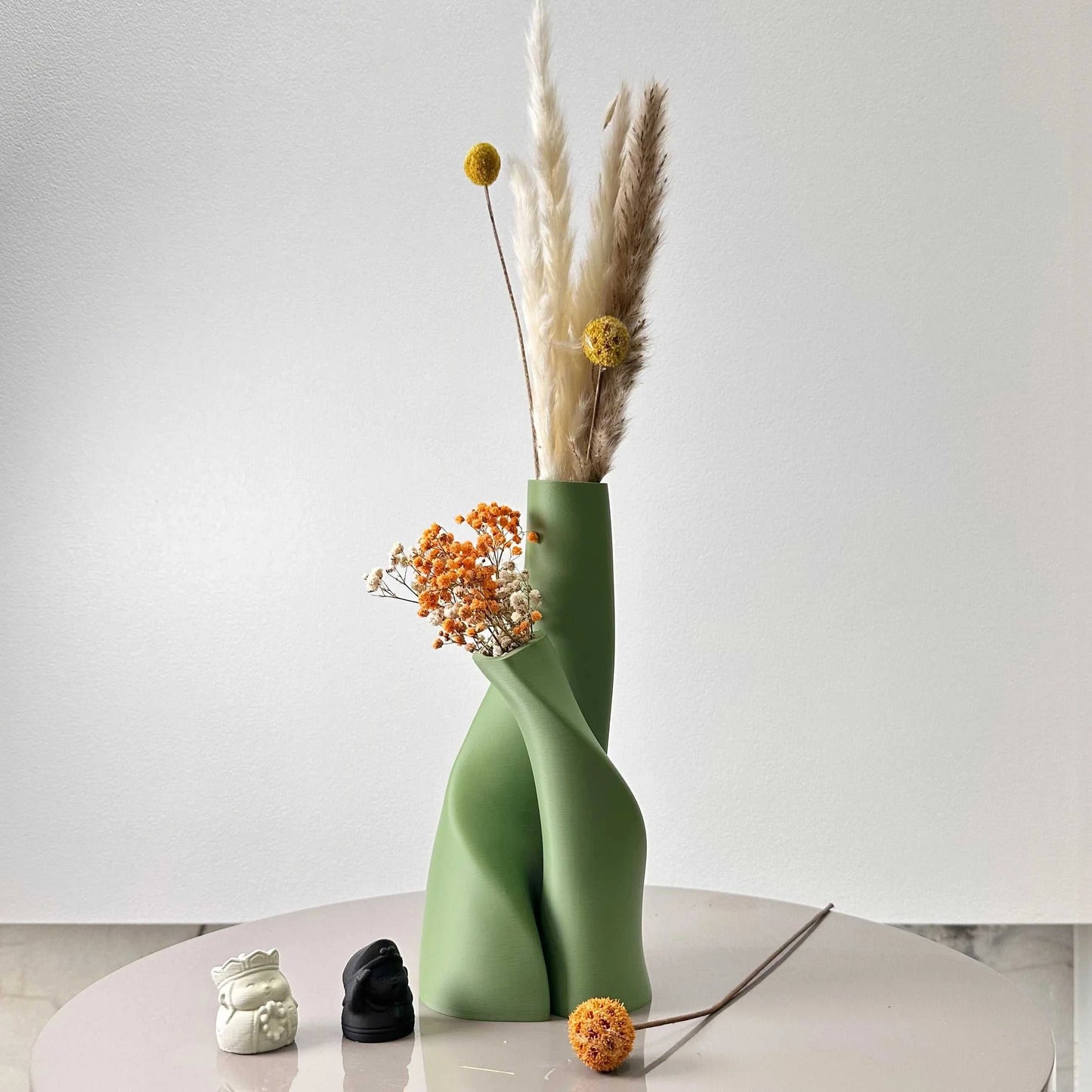 Huggie Plastic Double Vase Set of 2 - Creative Dried Flower Decor 14:193#black vase
