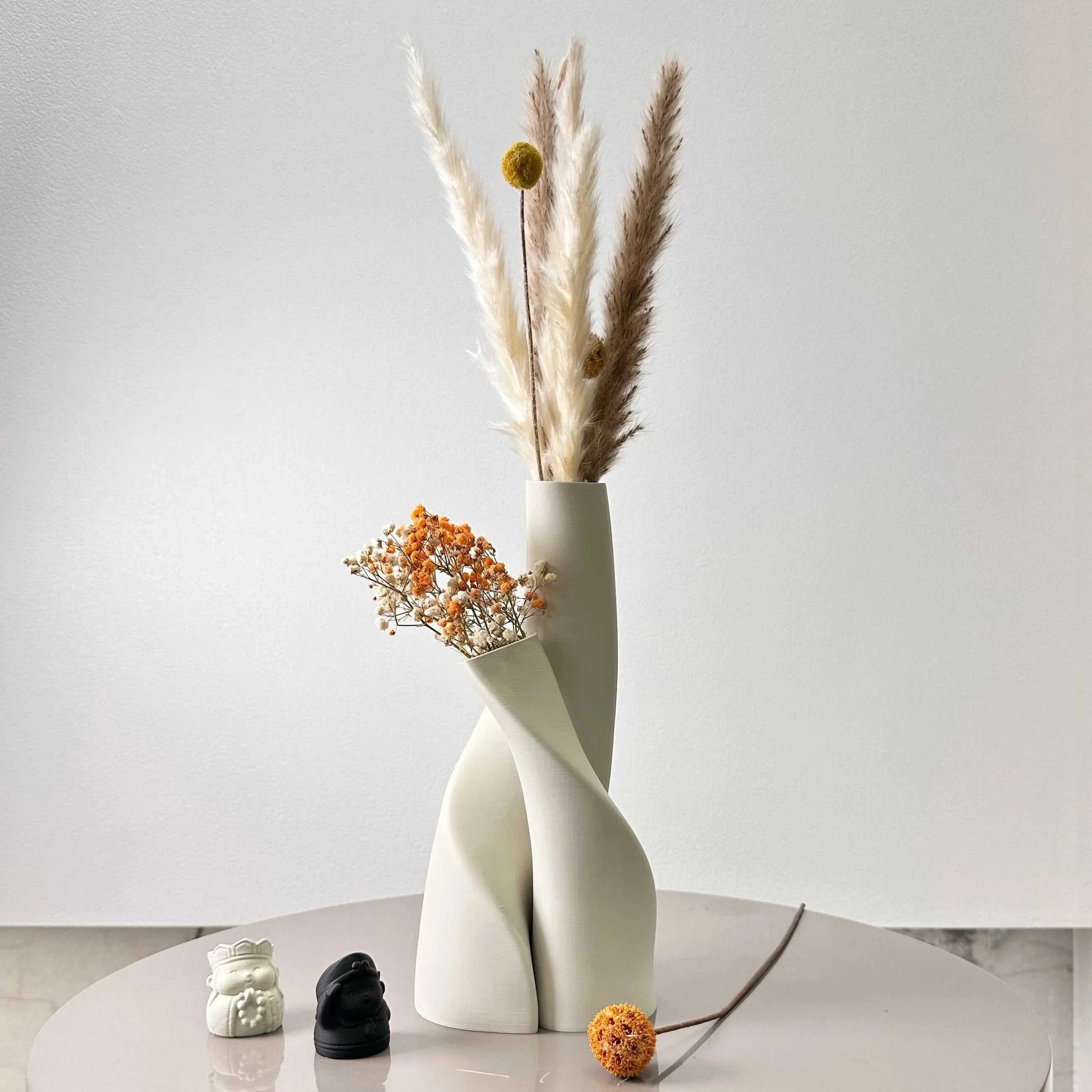 Huggie Plastic Double Vase Set of 2 - Creative Dried Flower Decor 14:193#black vase