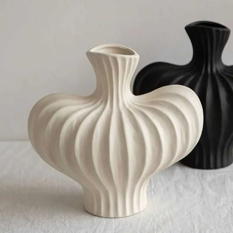 Zess Ceramic-Style Plastic Vase - Sophisticated Desktop Decor 14:10#Black vase